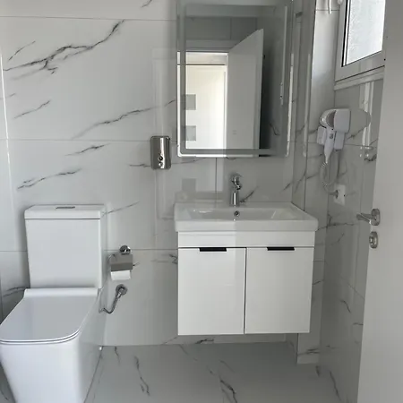 White House Dami Lägenhet Sarandë