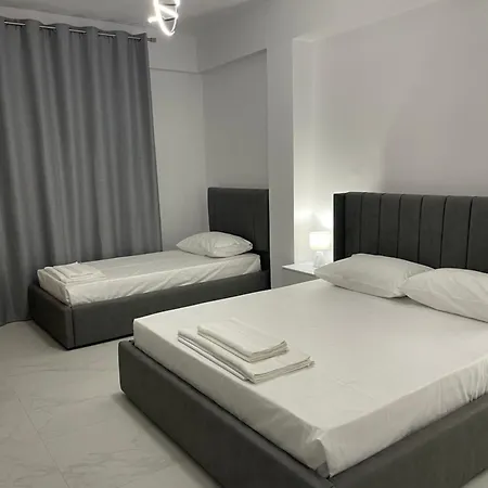 Apartment White House Dami *